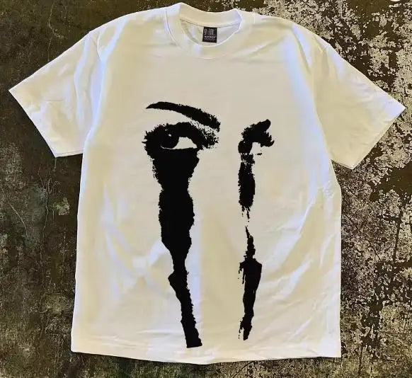 Designer Unique Print Couple Matching T-shirt American Abstract Eye Face Pattern Pure Cotton Loose Fit Short Sleeve Tops Men Women Streetwear